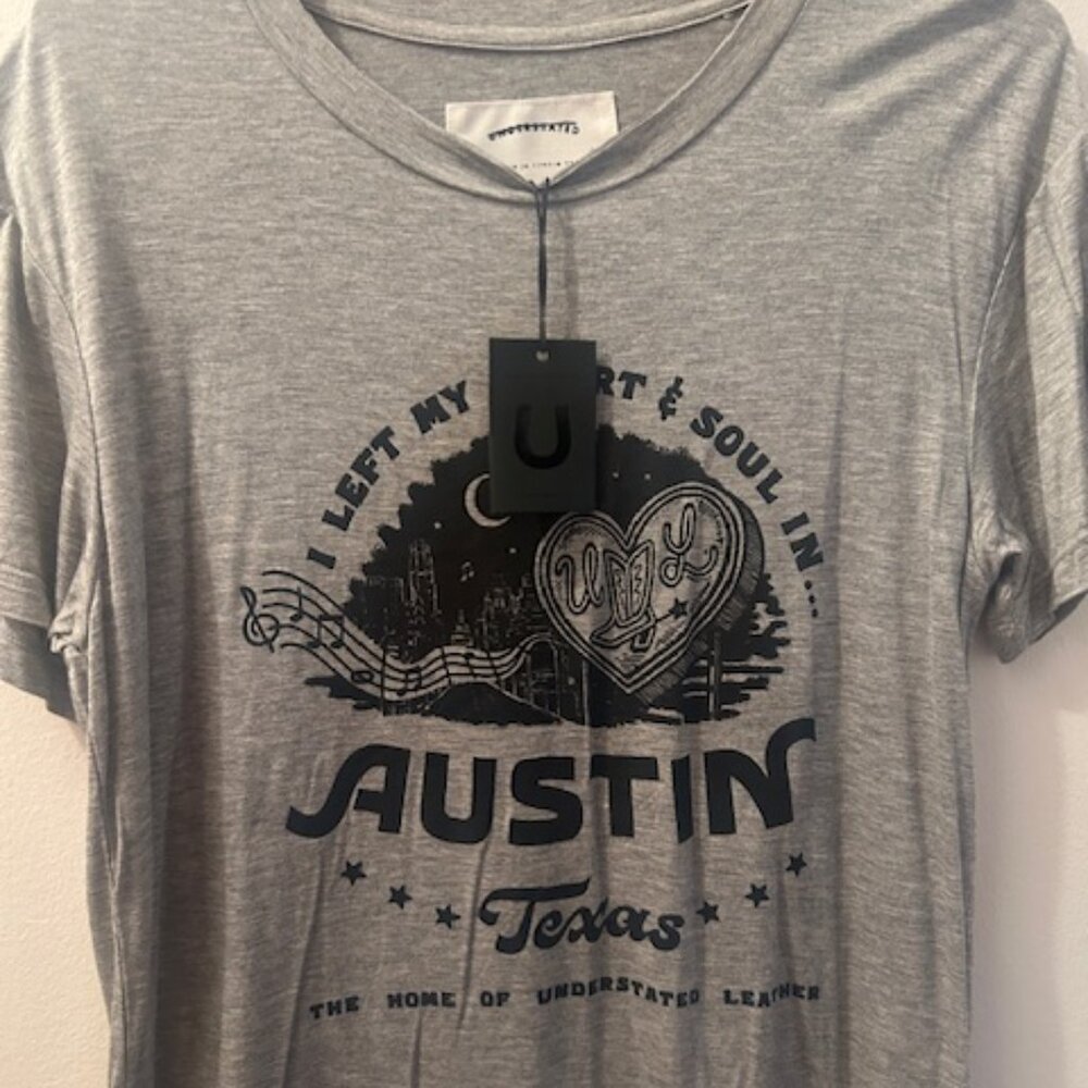 Free People x Understated Leather Heart & Soul AUSTIN Heather Gray Oversized Tee - Picture 5 of 16
